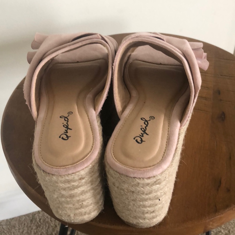 Slides - Picture 2 of 3